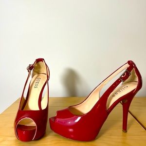 GUESS PEEP TOE SLINGBACK PUMPS